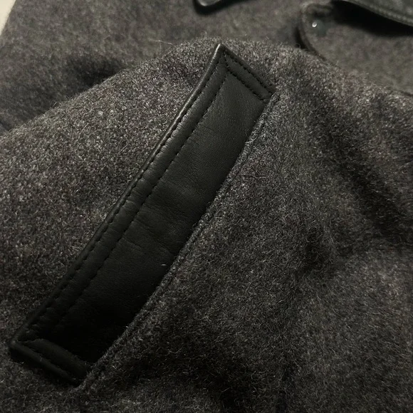 Italia Men's Black and Gray Bomber Jacket. MONDETTA - Picture 8 of 15